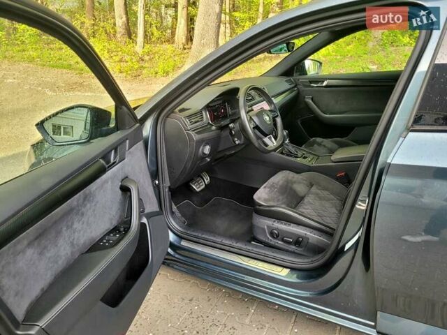 Сірий Шкода Суперб, об'ємом двигуна 2 л та пробігом 224 тис. км за 25999 $, фото 21 на Automoto.ua