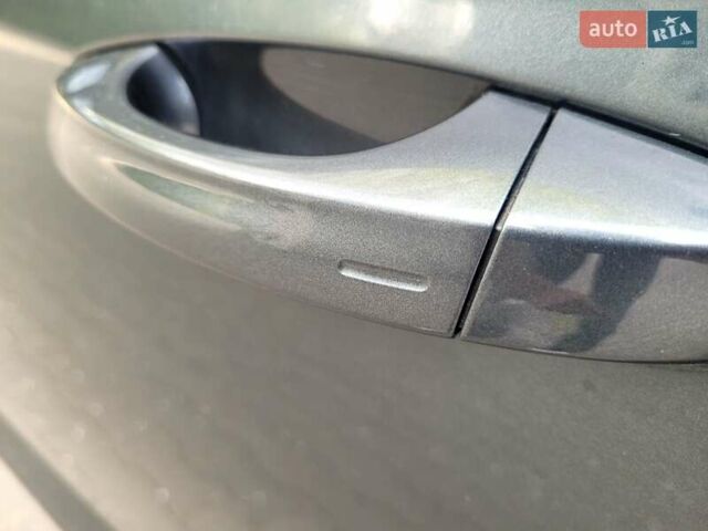 Сірий Шкода Суперб, об'ємом двигуна 2 л та пробігом 224 тис. км за 25999 $, фото 44 на Automoto.ua