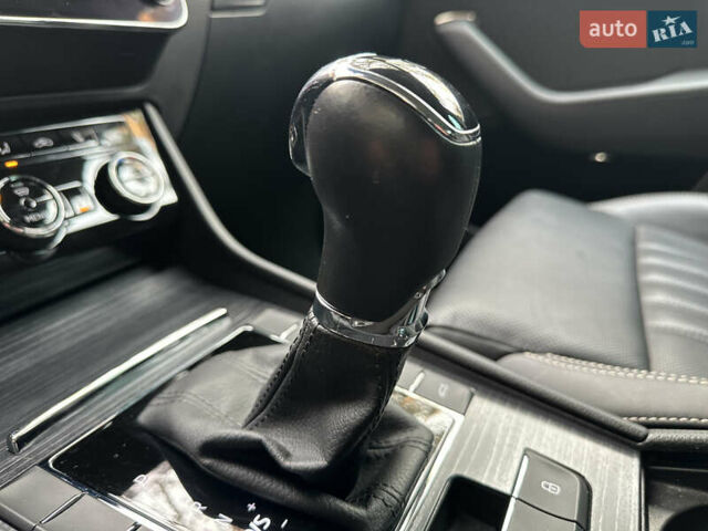 Сірий Шкода Суперб, об'ємом двигуна 2 л та пробігом 150 тис. км за 25500 $, фото 68 на Automoto.ua