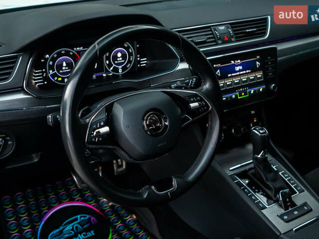 Серый Шкода Суперб, объемом двигателя 1.97 л и пробегом 159 тыс. км за 28400 $, фото 44 на Automoto.ua