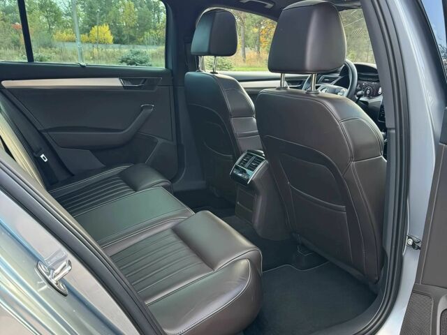 Серый Шкода Суперб, объемом двигателя 2 л и пробегом 31 тыс. км за 7800 $, фото 12 на Automoto.ua