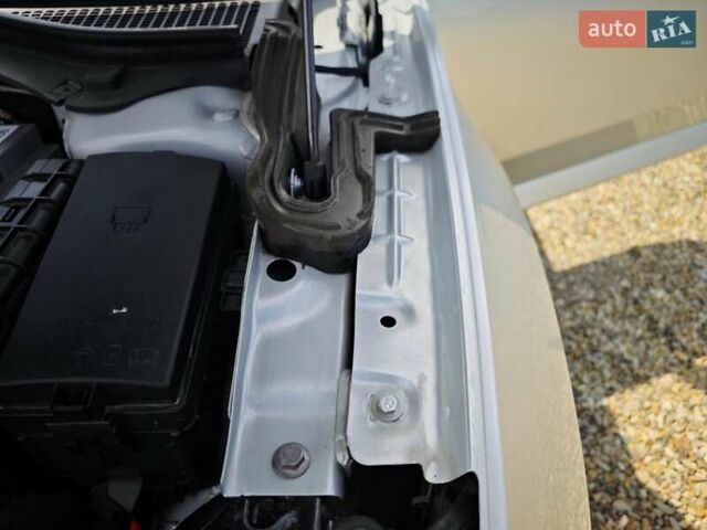 Серый Шкода Суперб, объемом двигателя 2.01 л и пробегом 173 тыс. км за 19999 $, фото 65 на Automoto.ua