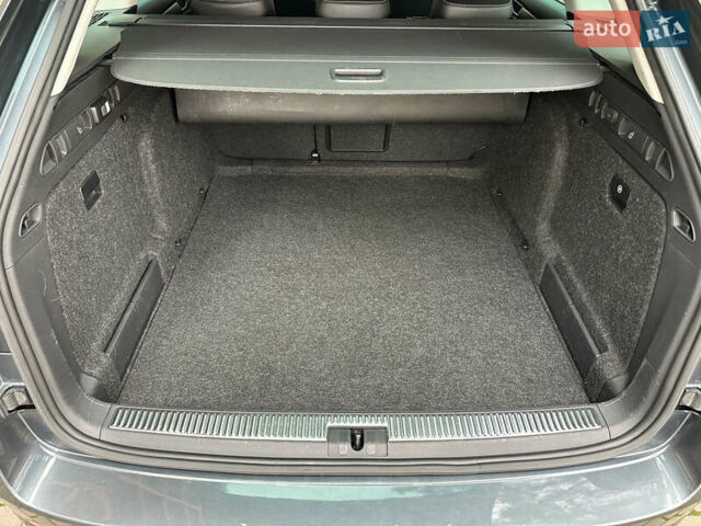 Сірий Шкода Суперб, об'ємом двигуна 2 л та пробігом 150 тис. км за 25500 $, фото 76 на Automoto.ua