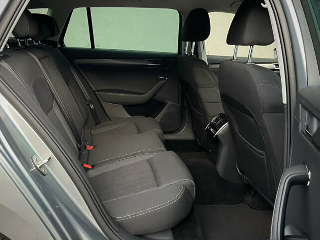 Сірий Шкода Суперб, об'ємом двигуна 1.97 л та пробігом 207 тис. км за 23999 $, фото 41 на Automoto.ua