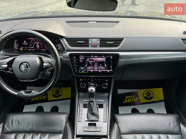 Серый Шкода Суперб, объемом двигателя 1.4 л и пробегом 180 тыс. км за 25999 $, фото 12 на Automoto.ua