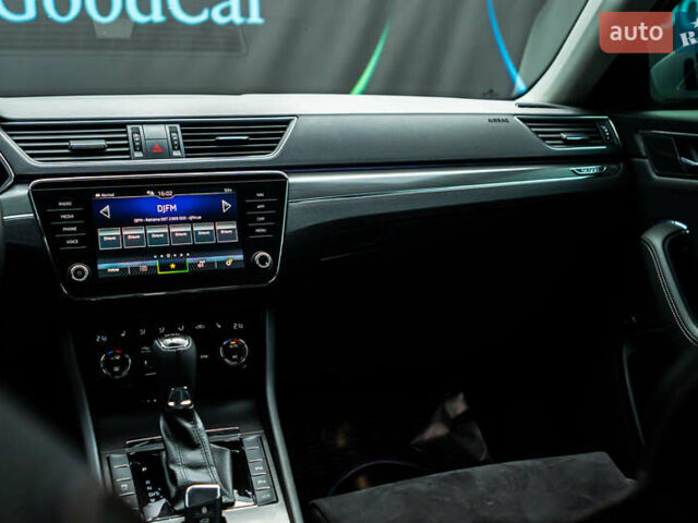 Серый Шкода Суперб, объемом двигателя 1.97 л и пробегом 159 тыс. км за 28400 $, фото 71 на Automoto.ua