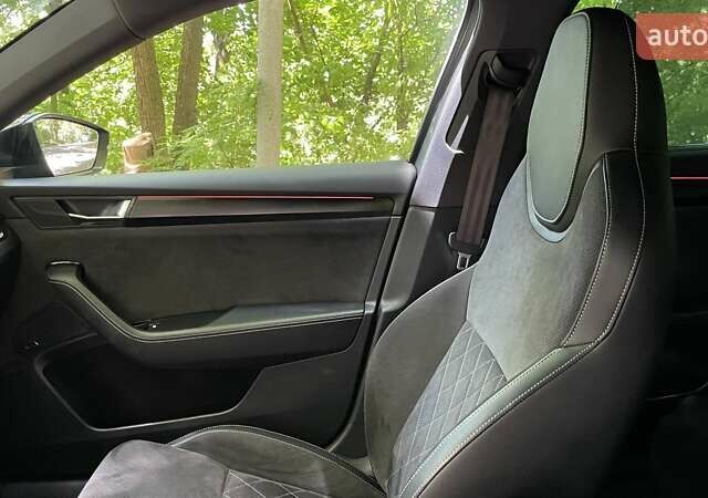 Серый Шкода Суперб, объемом двигателя 1.97 л и пробегом 254 тыс. км за 22900 $, фото 29 на Automoto.ua