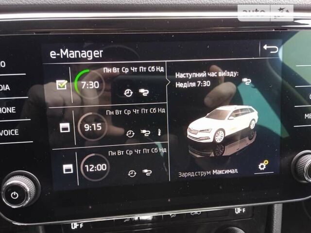 Серый Шкода Суперб, объемом двигателя 1.4 л и пробегом 108 тыс. км за 27900 $, фото 71 на Automoto.ua