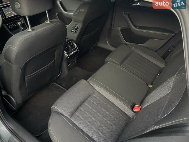 Сірий Шкода Суперб, об'ємом двигуна 1.97 л та пробігом 207 тис. км за 23999 $, фото 39 на Automoto.ua