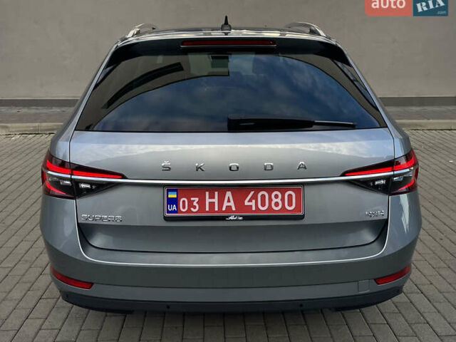 Сірий Шкода Суперб, об'ємом двигуна 1.97 л та пробігом 207 тис. км за 23999 $, фото 11 на Automoto.ua