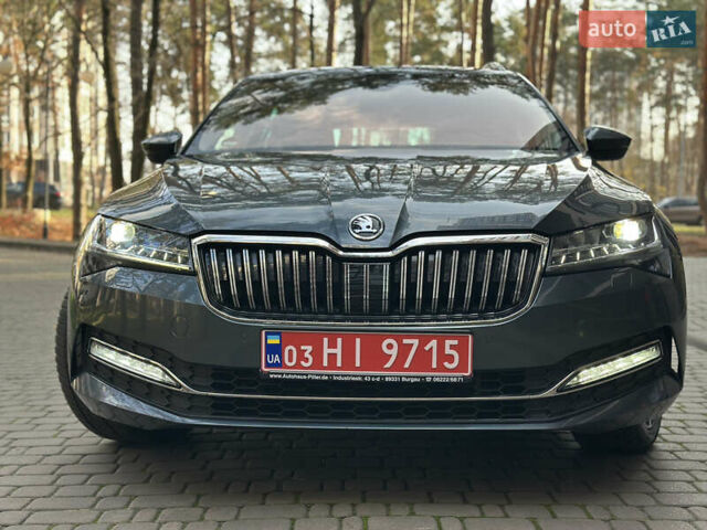 Сірий Шкода Суперб, об'ємом двигуна 2 л та пробігом 150 тис. км за 25500 $, фото 21 на Automoto.ua
