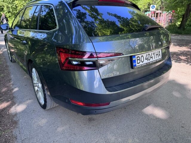 Серый Шкода Суперб, объемом двигателя 2 л и пробегом 187 тыс. км за 29000 $, фото 1 на Automoto.ua