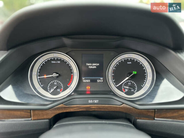 Серый Шкода Суперб, объемом двигателя 2 л и пробегом 182 тыс. км за 23999 $, фото 27 на Automoto.ua