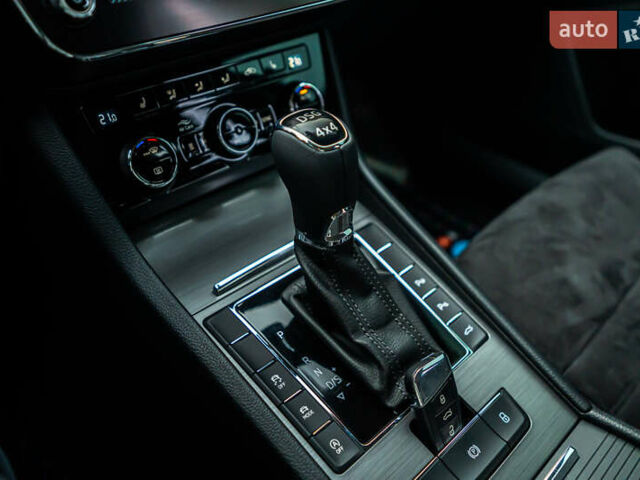 Серый Шкода Суперб, объемом двигателя 1.97 л и пробегом 159 тыс. км за 28400 $, фото 79 на Automoto.ua