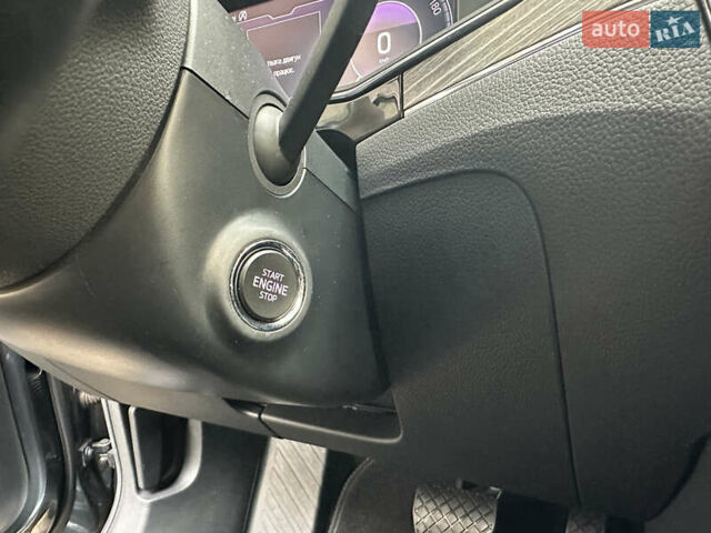 Сірий Шкода Суперб, об'ємом двигуна 2 л та пробігом 150 тис. км за 25500 $, фото 74 на Automoto.ua