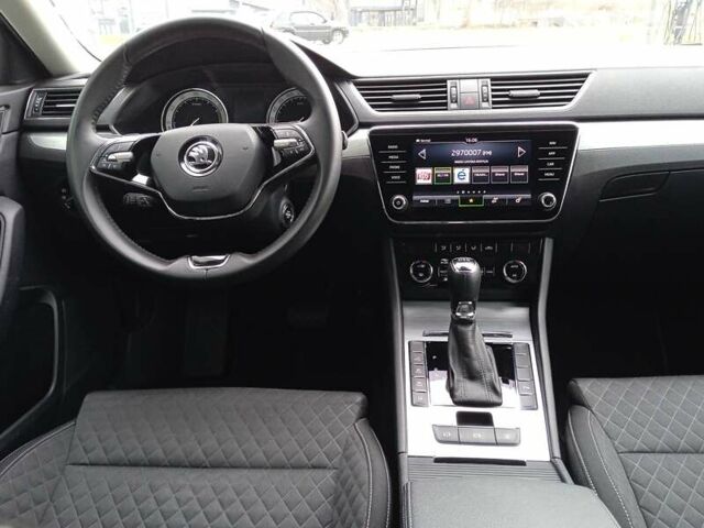 Серый Шкода Суперб, объемом двигателя 1.4 л и пробегом 108 тыс. км за 27900 $, фото 45 на Automoto.ua