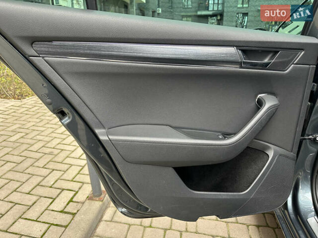 Сірий Шкода Суперб, об'ємом двигуна 2 л та пробігом 150 тис. км за 25500 $, фото 37 на Automoto.ua