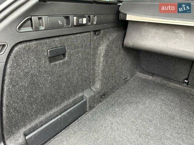 Сірий Шкода Суперб, об'ємом двигуна 2 л та пробігом 150 тис. км за 25500 $, фото 78 на Automoto.ua