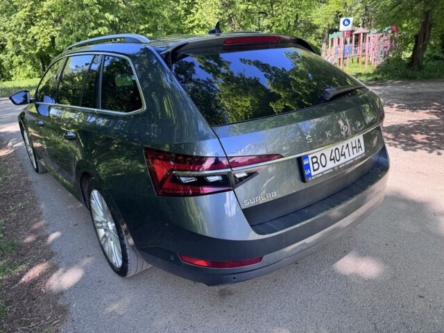 Серый Шкода Суперб, объемом двигателя 2 л и пробегом 187 тыс. км за 29000 $, фото 2 на Automoto.ua