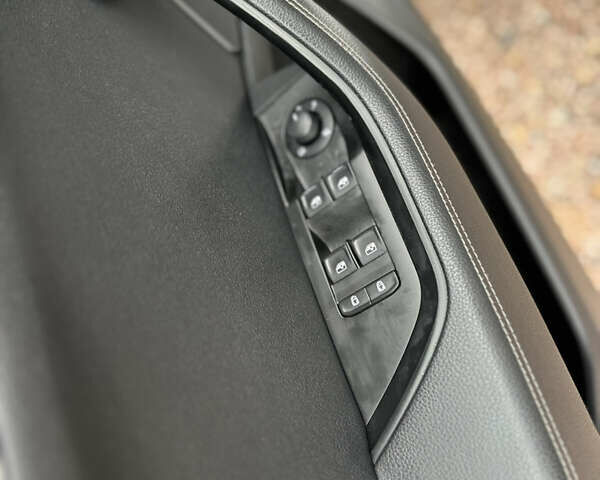 Серый Шкода Суперб, объемом двигателя 2 л и пробегом 182 тыс. км за 23999 $, фото 18 на Automoto.ua