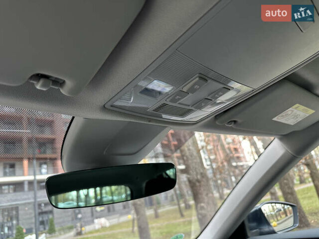 Сірий Шкода Суперб, об'ємом двигуна 2 л та пробігом 150 тис. км за 25500 $, фото 61 на Automoto.ua