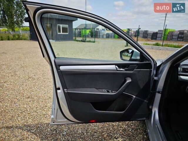 Серый Шкода Суперб, объемом двигателя 2.01 л и пробегом 173 тыс. км за 19999 $, фото 58 на Automoto.ua