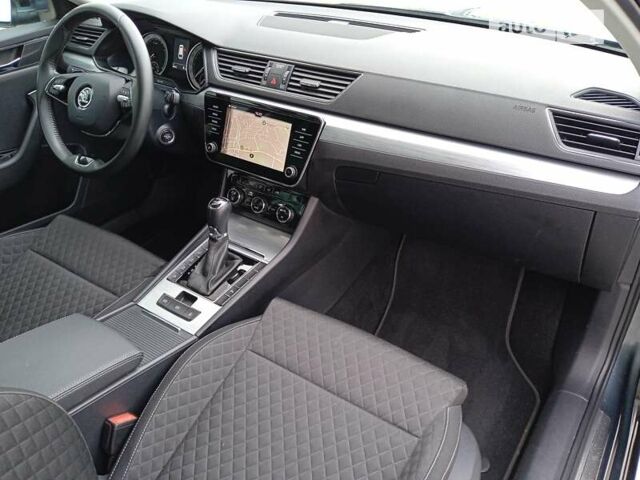 Серый Шкода Суперб, объемом двигателя 1.4 л и пробегом 108 тыс. км за 27900 $, фото 40 на Automoto.ua