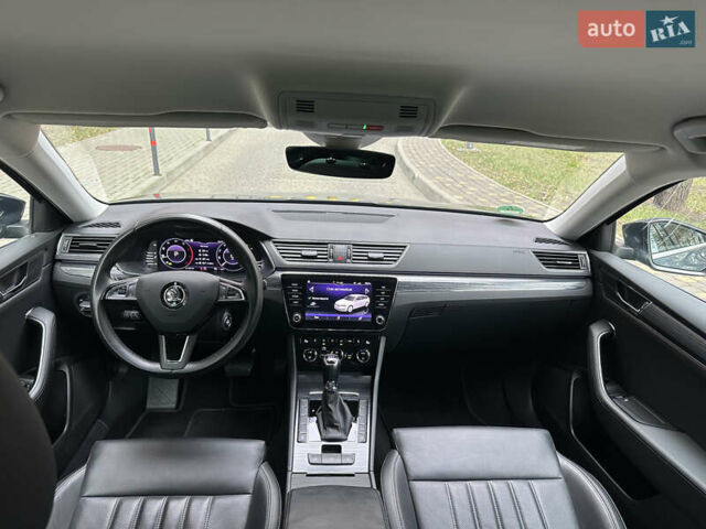 Сірий Шкода Суперб, об'ємом двигуна 2 л та пробігом 150 тис. км за 25500 $, фото 83 на Automoto.ua