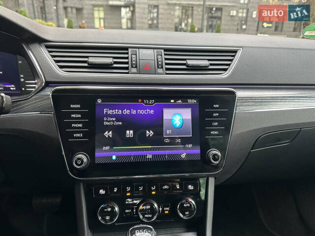 Сірий Шкода Суперб, об'ємом двигуна 2 л та пробігом 150 тис. км за 25500 $, фото 53 на Automoto.ua