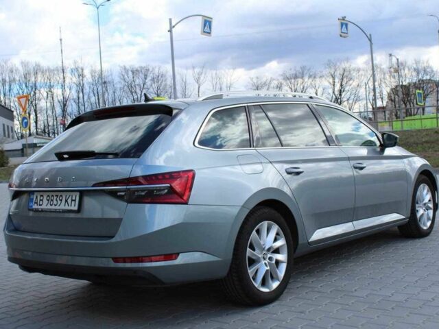 Сірий Шкода Суперб, об'ємом двигуна 2 л та пробігом 220 тис. км за 22500 $, фото 1 на Automoto.ua