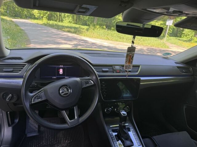 Серый Шкода Суперб, объемом двигателя 2 л и пробегом 187 тыс. км за 29000 $, фото 13 на Automoto.ua