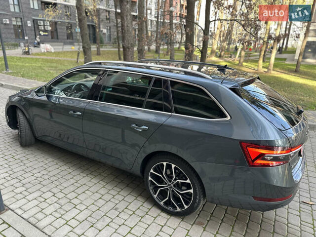 Сірий Шкода Суперб, об'ємом двигуна 2 л та пробігом 150 тис. км за 25500 $, фото 22 на Automoto.ua