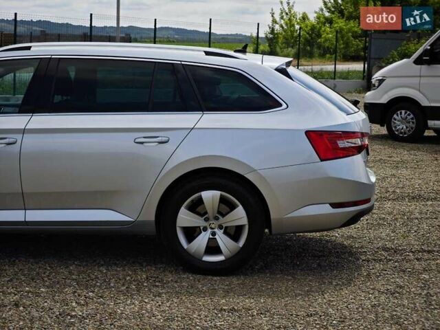 Серый Шкода Суперб, объемом двигателя 2.01 л и пробегом 173 тыс. км за 19999 $, фото 11 на Automoto.ua