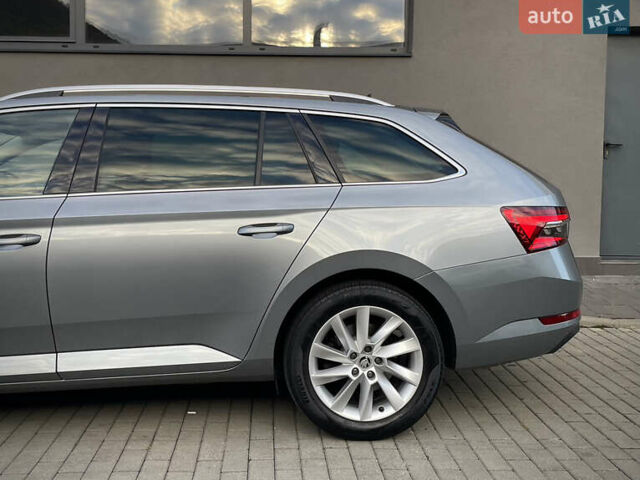 Сірий Шкода Суперб, об'ємом двигуна 1.97 л та пробігом 207 тис. км за 23999 $, фото 20 на Automoto.ua