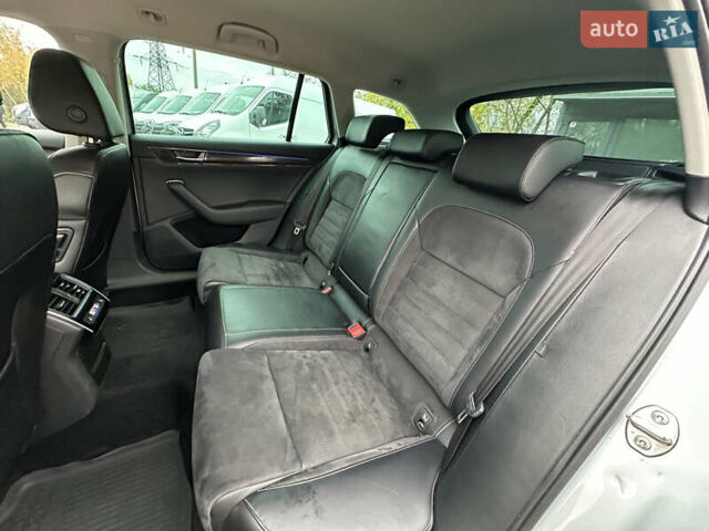 Серый Шкода Суперб, объемом двигателя 2 л и пробегом 182 тыс. км за 23999 $, фото 30 на Automoto.ua