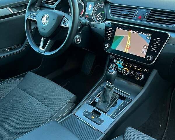 Сірий Шкода Суперб, об'ємом двигуна 1.97 л та пробігом 220 тис. км за 23800 $, фото 21 на Automoto.ua