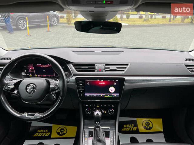 Серый Шкода Суперб, объемом двигателя 1.4 л и пробегом 180 тыс. км за 25999 $, фото 12 на Automoto.ua