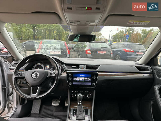 Серый Шкода Суперб, объемом двигателя 2 л и пробегом 182 тыс. км за 23999 $, фото 40 на Automoto.ua