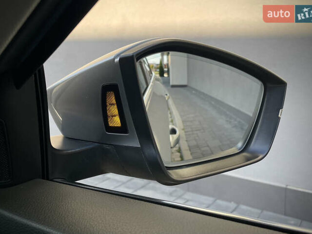 Сірий Шкода Суперб, об'ємом двигуна 1.97 л та пробігом 207 тис. км за 23999 $, фото 23 на Automoto.ua