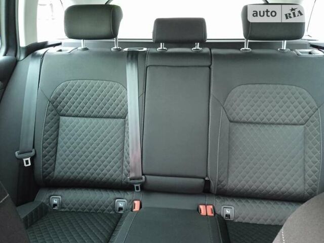 Серый Шкода Суперб, объемом двигателя 1.4 л и пробегом 108 тыс. км за 27900 $, фото 75 на Automoto.ua