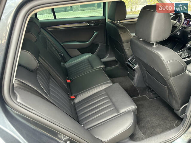 Сірий Шкода Суперб, об'ємом двигуна 2 л та пробігом 150 тис. км за 25500 $, фото 38 на Automoto.ua