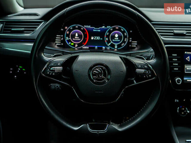 Серый Шкода Суперб, объемом двигателя 1.97 л и пробегом 159 тыс. км за 28400 $, фото 66 на Automoto.ua