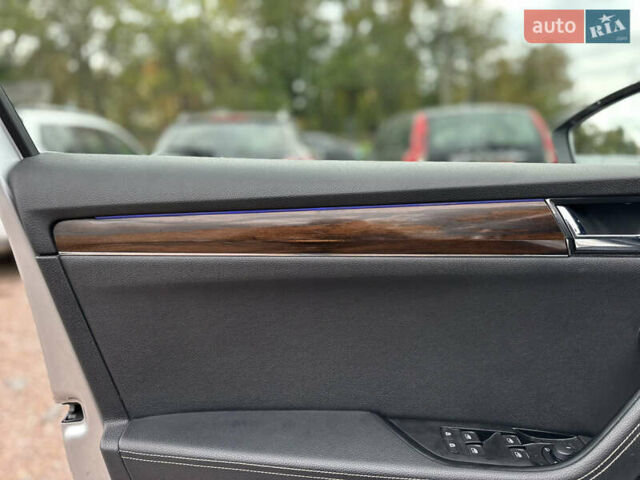 Серый Шкода Суперб, объемом двигателя 2 л и пробегом 182 тыс. км за 23999 $, фото 19 на Automoto.ua