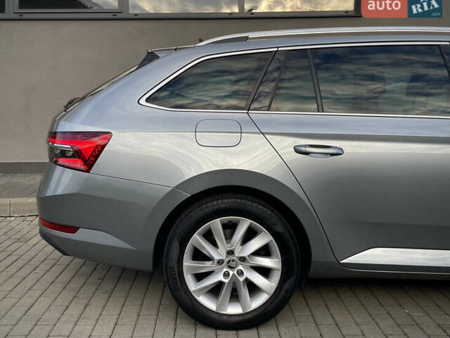 Сірий Шкода Суперб, об'ємом двигуна 1.97 л та пробігом 207 тис. км за 23999 $, фото 16 на Automoto.ua