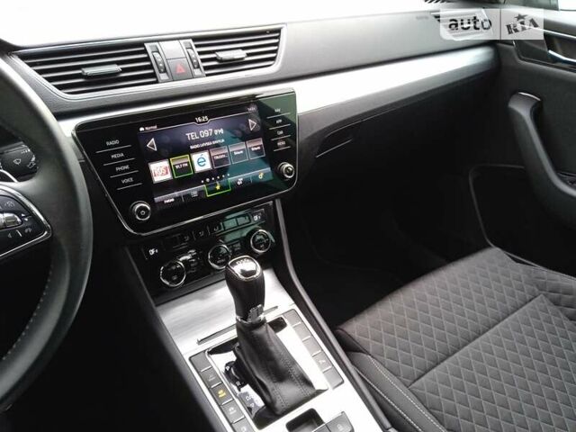 Серый Шкода Суперб, объемом двигателя 1.4 л и пробегом 108 тыс. км за 27900 $, фото 53 на Automoto.ua