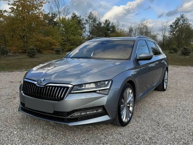 Серый Шкода Суперб, объемом двигателя 2 л и пробегом 31 тыс. км за 7800 $, фото 2 на Automoto.ua