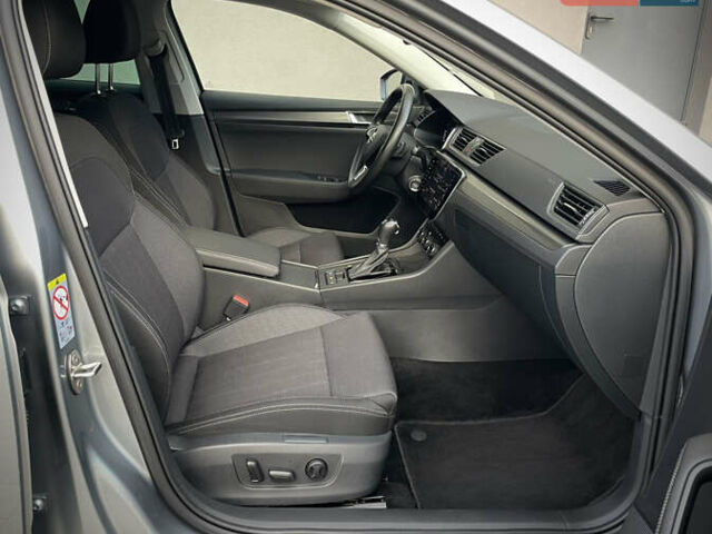 Сірий Шкода Суперб, об'ємом двигуна 1.97 л та пробігом 207 тис. км за 23999 $, фото 32 на Automoto.ua