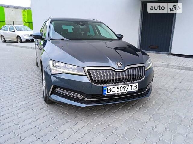 Серый Шкода Суперб, объемом двигателя 1.4 л и пробегом 108 тыс. км за 27900 $, фото 8 на Automoto.ua