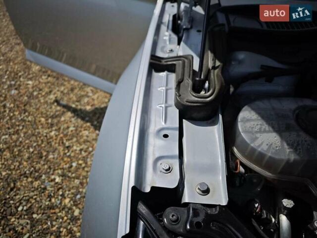 Серый Шкода Суперб, объемом двигателя 2.01 л и пробегом 173 тыс. км за 19999 $, фото 64 на Automoto.ua