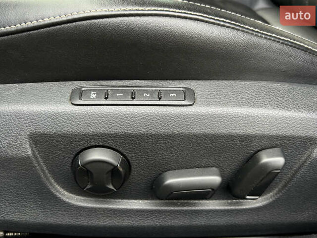 Серый Шкода Суперб, объемом двигателя 1.4 л и пробегом 180 тыс. км за 25999 $, фото 17 на Automoto.ua